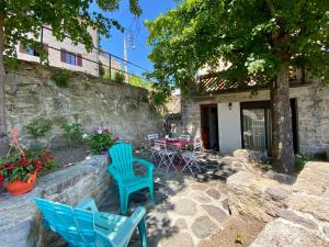 Charmante maisonnette à Blavozy, proche du Puy-en-Velay, avec terrasse privative, WiFi, et parking - FR-1-582-57