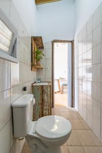 Refúgio para dois, Wi-Fi, Cozinha a 100m das praias de Cima e de Baixo