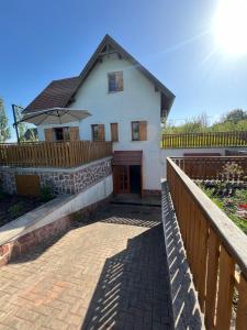 Öreghegyi Vendégház - Guesthouse on the Old Hill