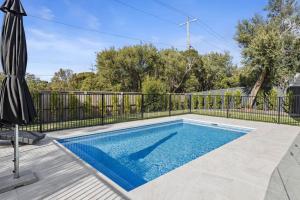 Coastmere at Rye - Luxury Poolside Retreat