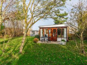 Stunning bungalow near beach - 4hvězdičkové hotely ve městě Julianadorp