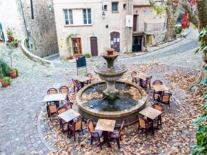 Maisons de vacances Holiday Home in France with Private Pool, cleaning included : photos des chambres