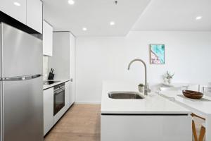 Patio Mt view 1BR apt in CBD near ANU and museum with free parking and WiFi