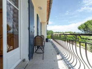 Villas Villa in Carpentras with Private Pool, cleaning included : photos des chambres