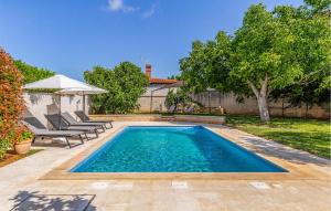 2 Bedroom Amazing Home In Medulin