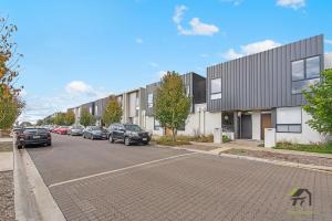 Peaceful 2BR Home in Leafy Woodforde