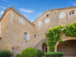 Maisons de vacances Chateau in Lorgues with Pool & Vineyard Views, cleaning included : photos des chambres