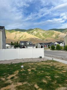 Cozy Apartment Near Hiking Trails & SLC Airport