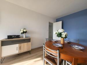 Appartements Appartement renove pour 4 pers., vue mer, salle de jeux et parking inclus - FR-1-364-180 : photos des chambres