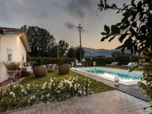 Tuscan Villa with Pool Near Lucca
