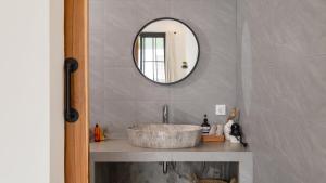 Kamila Villa 2 by Villa Finder