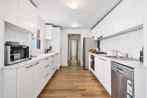 Millers on Kent III - Perfect Abode for 10 people