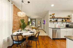 Walk to OSU & Short North FREE PARKING Fire Pit