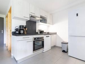 Appartements Appartement 4 personnes proche lac de Genos - FR-1-695-77 : photos des chambres