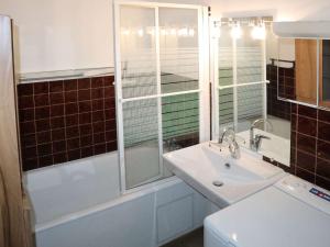 Studio 5 pers à 150m des pistes, animaux admis - FR-1-322-671