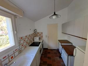 Maisons de vacances Maison charmante 2 chambres proche foret et plage - FR-1-323-582 : photos des chambres