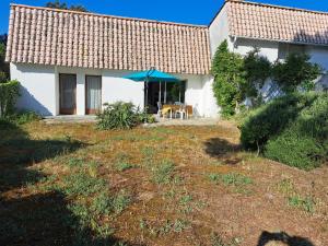 Maisons de vacances Maison charmante 2 chambres proche foret et plage - FR-1-323-582 : photos des chambres