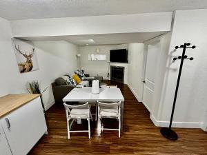 Entire 1 bedroom basement suite with Kitchenette and Laundry