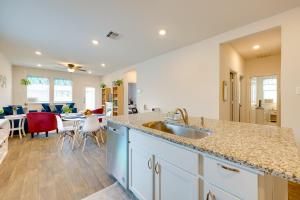 Remote Working Hub with Yard in South Austin Suburbs