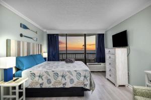 Oceanfront KingAmenities Pools W69