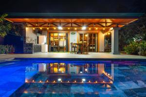 Kaluma Sloth Farmstay Villa