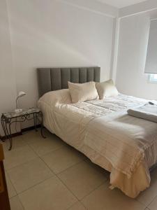 Departamento excelente ubicación YB