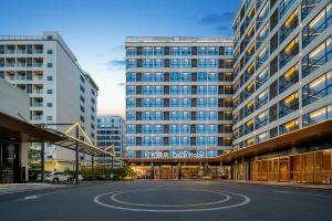 广州白云国际机场可可Coco酒店-广交会期间展馆免费穿梭巴士 - 4hvězdičkové hotely ve městě Huadu