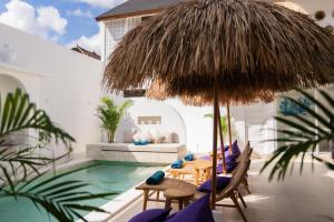 Antana Hotel