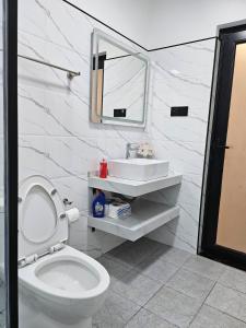 Pineview Park Stay near National Park & JKIA