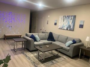 Harbor Haven, Just 2 miles from Beale!