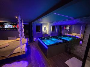 Suite Spa Privatif & Jacuzzi XXL route des vins à Chatenois