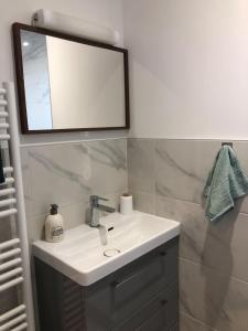 Appartements Appartement Lumineux-Coeur de ville & plages : photos des chambres