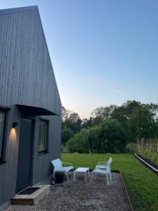 Nybyggd gästlägenhet med sovloft