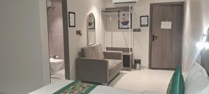 Shine Hospitality Boutique Hotel