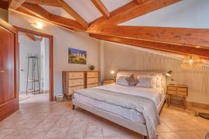 Villa Luce del Sol with Pool - L
