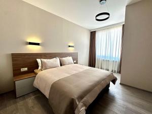 Crystal Loft Block C Apartment with views