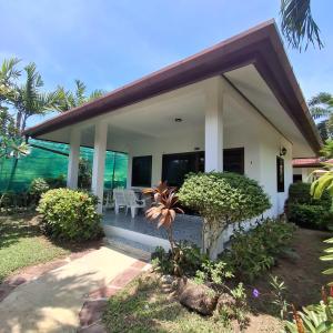 D&K Smiley Phuket Resort