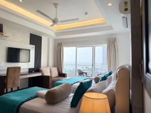 Ocean Breeze Seaview Studio by AquaBlu