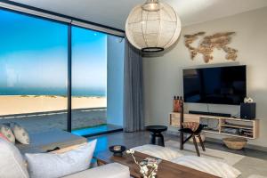 Villa Serenity Luxury Beachfront Retreat