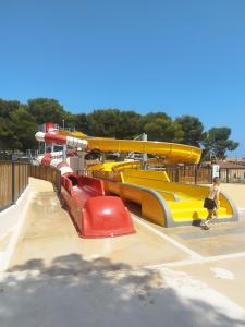 MOBIL HOME Neuf FRONT DE MER TOUT CONFORT 5 LITS 6 personnes CARRY LE ROUET