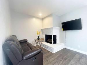 Comfortable 3Br 2 5ba Unit in SF