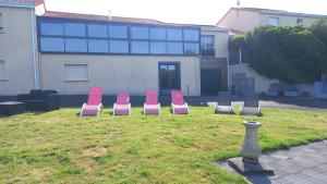 Gîte Chez Gwen et Flo avec Jardin