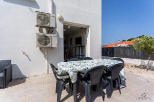 Maisons de vacances CASA LEIA - A 4 min de la plage, avec Wifi : photos des chambres