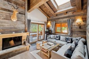 Chalet Skyfall by Mrs Miggins