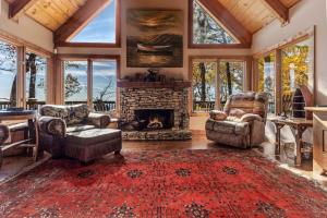 Canoe Believe It - Enjoy mountain views cook out on the Weber grill relax