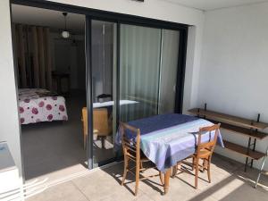 Appartements Studio 38m2 le Grand Angle, centre-ville, parking et terrasse : photos des chambres