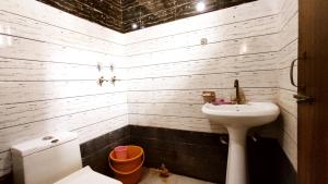 HOTEL FUTURE INN -Phagwara Near LPU