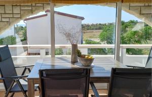 2 Bedroom Amazing Apartment In Vir