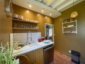 Maisons de vacances Au bruit de l-Yeres Maison de charme - Bain nordique - Riviere - Chevaux : photos des chambres
