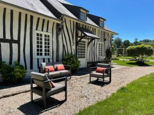 Maisons de vacances Au bruit de l-Yeres Maison de charme - Bain nordique - Riviere - Chevaux : photos des chambres
